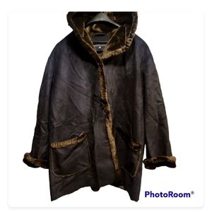 Jones New York, Soft Plush Faux Fur, warm Women 3X Like New Coat.